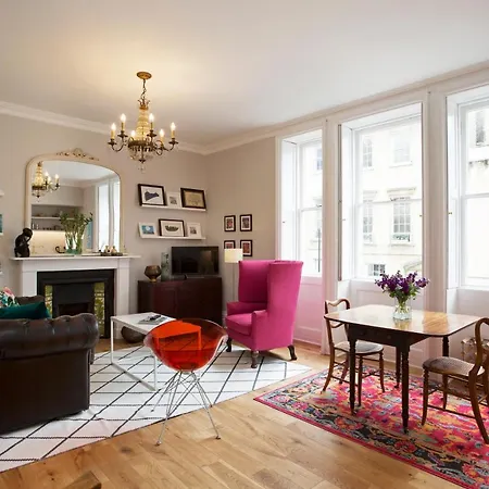 1 Bed Georgian Apartment In Bath City Centre Exterior photo
